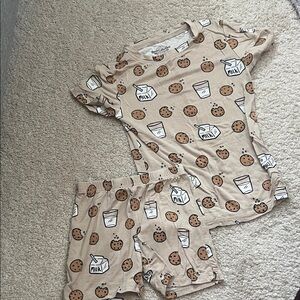 Brave Little Ones Cookies & Milk Print PJ set Size 3T